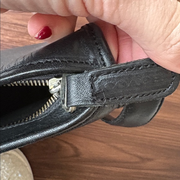 COACH Legacy Shoulder Bag - Picture 5 of 7